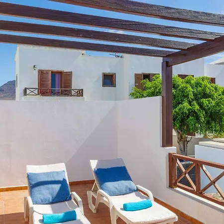 Villa Rioja *